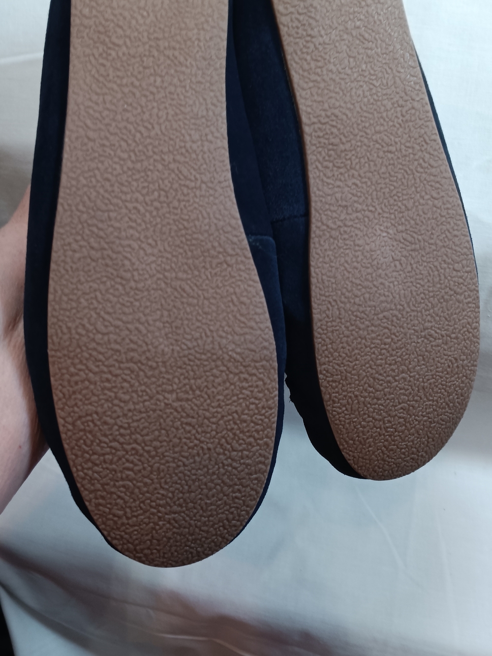 Talbots Navy Leather And Faux-Fur Lined Moccasin Slippers. - Picture 8 of 9